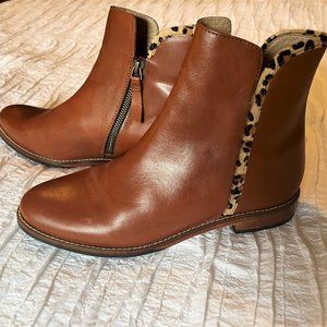 Joules Tan Leather Ankle Boots with leopard trim